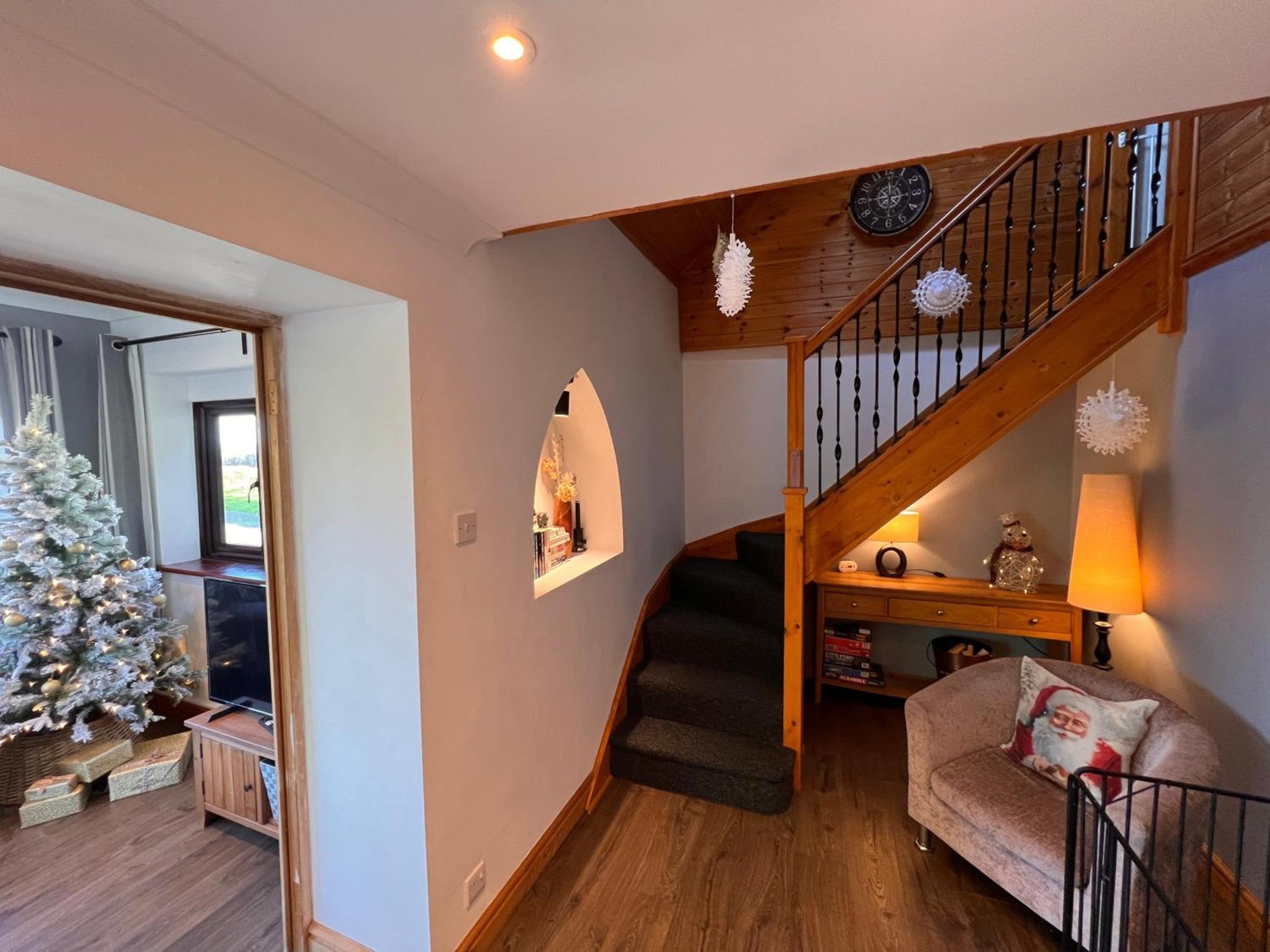 3 Bed Detached Cottage- Log Burner Mountain Views Бомаріс Екстер'єр фото